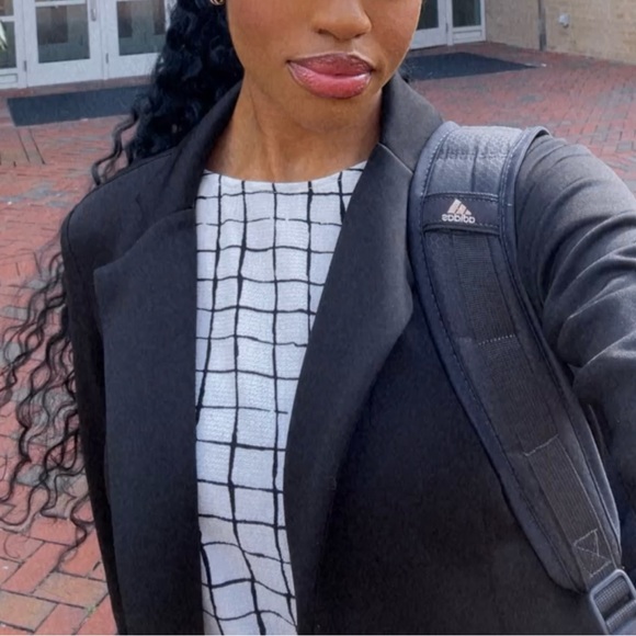 Chic Grid Patterned Blouse - Picture 2 of 2